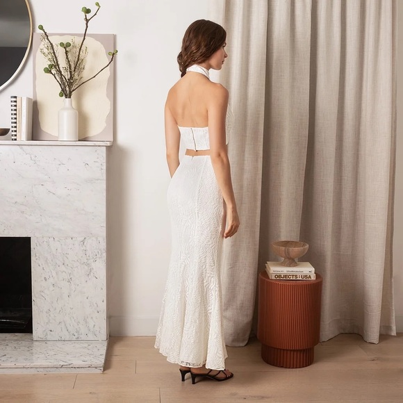 Fame and Partners Jassie Lace Top and Skirt Set - Picture 2 of 14